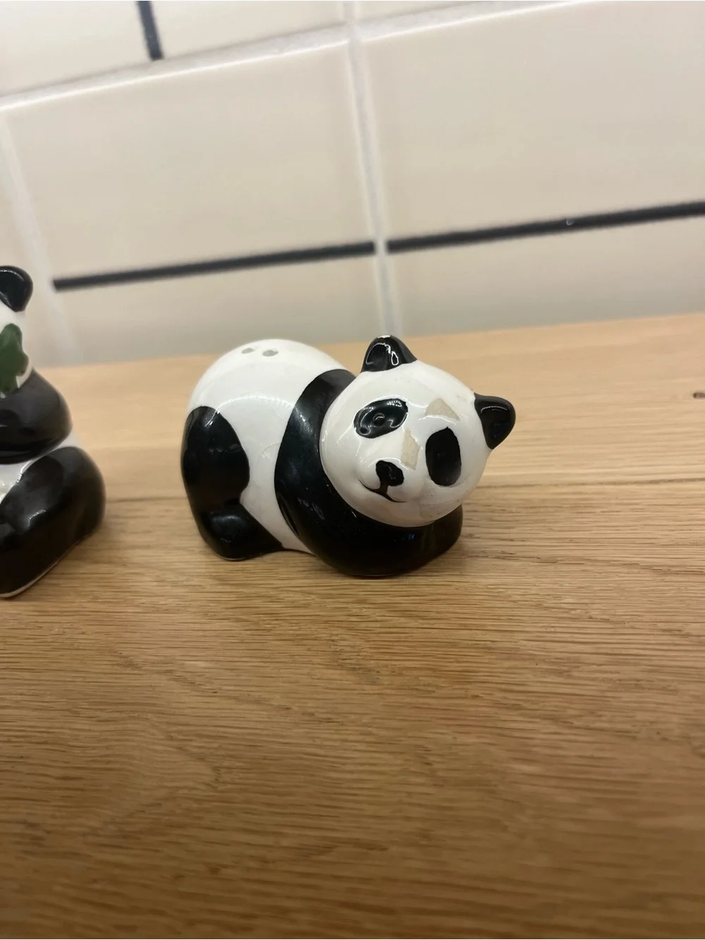 Panda Ceramic Salt and Pepper Shaker Set - Black & White